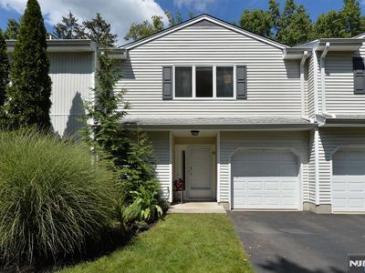 33 Meadowview Ter #33, Fair Lawn, NJ, 07410