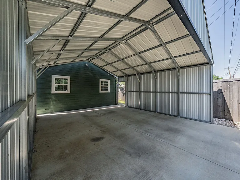 2157 W Lotus Ave — Photo 45