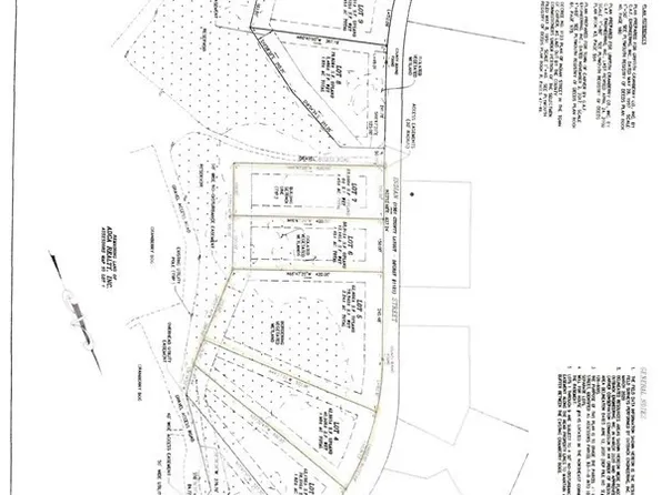 7 Indian St, Carver, MA 02330