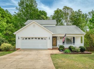 111 Brooke Lee Cir, Taylors, SC 29687