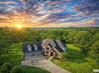 6105 N Eagle Bend Ct, Peoria, IL