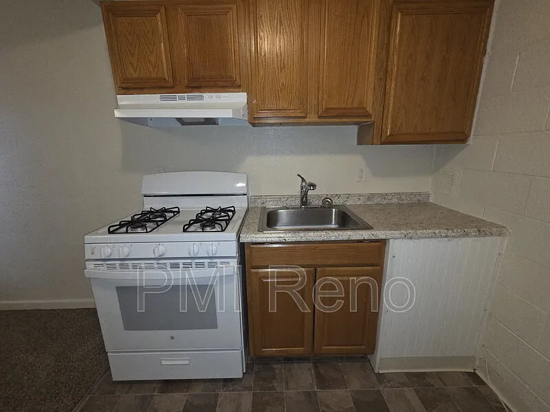 1 bed, 1.0 bath, 380 sqft, $1,120 — Photo 3