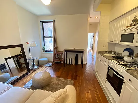 Rented by Corcoran | media 8