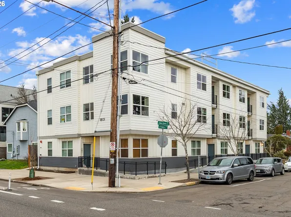 1801 N Rosa Parks Way #102, Portland, OR 97217