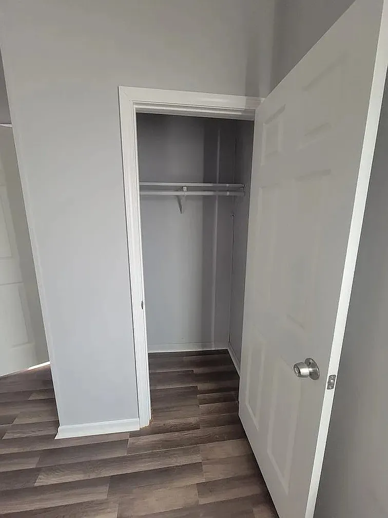 118 Addie Street - 1 — Photo 4