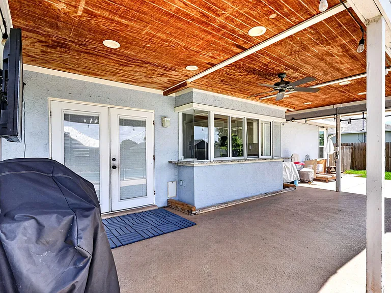 756 SW Ancona Rd — Photo 36