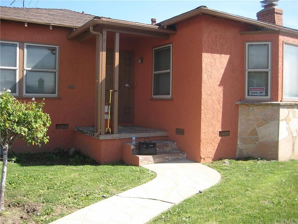 1st image of 10400 S Manhattan Pl