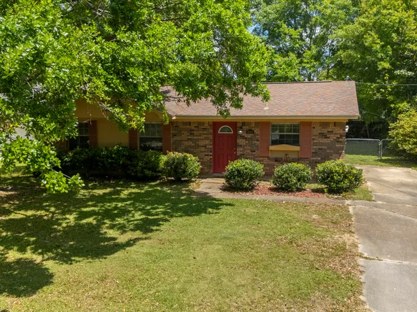 6293 Kimbrough Blvd, Biloxi, MS 39532