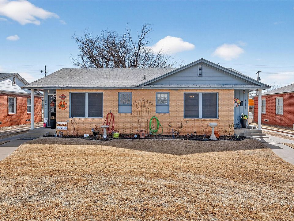 1st image of 2003 33rd St