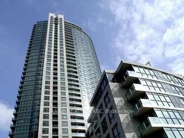 215 Fort York Blvd, Toronto, ON