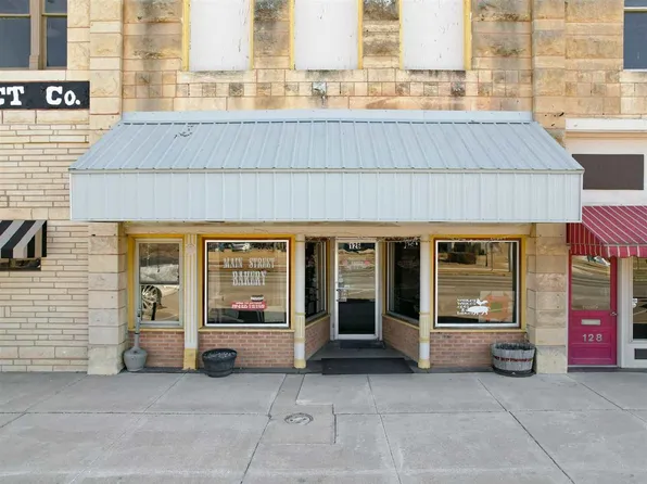 126 S Main St, Newkirk, OK 74647