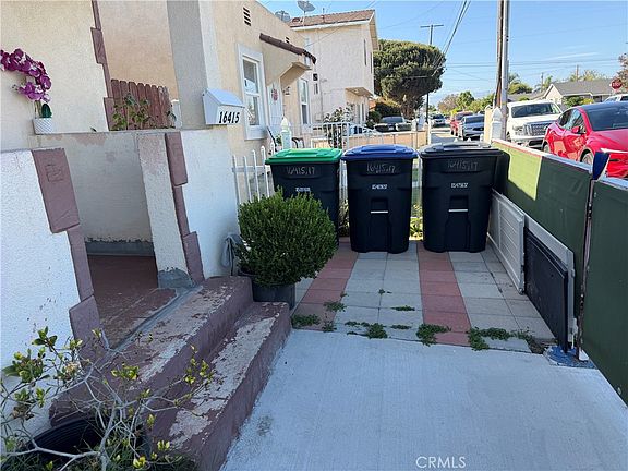 5th image of 16415 Ardmore Ave #3