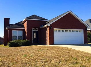 112 Manchester Ln, Byron, GA 31008