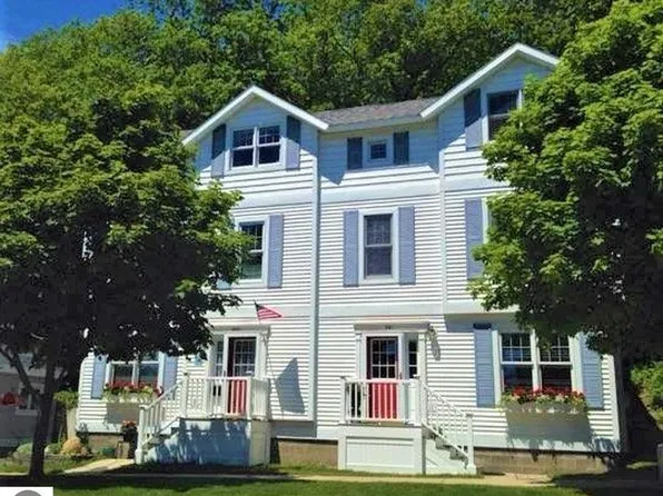355 E 3rd St, Harbor Springs, MI 49740