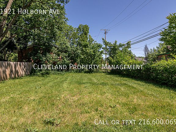 3rd image of 11921 Holborn Ave