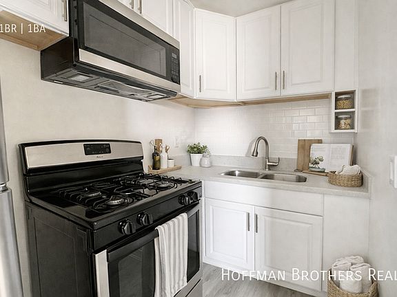 2nd image of 8701 S Figueroa St #203