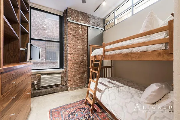 Sold by Isaacs Ganz Real Estate | media 31