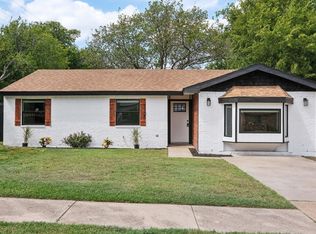 1135 Vail Dr, Duncanville, TX 75116