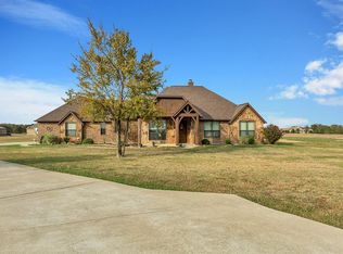 1066 Encino Ct, Wills Point, TX 75169