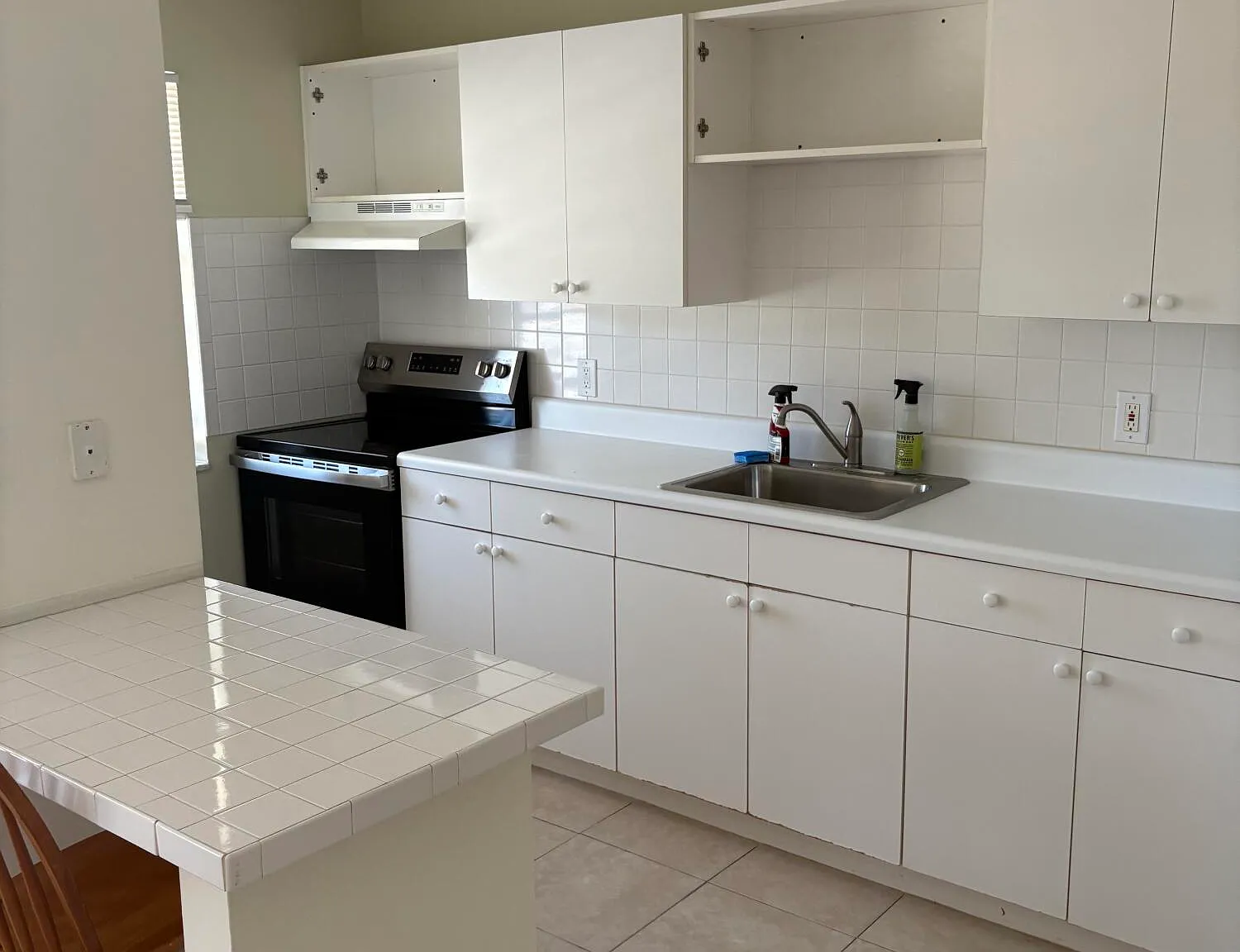 1 bed, 1.0 bath, 175 sqft, $1,350 — Photo 1