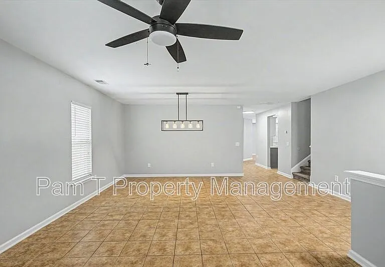 4 Bainbridge Way — Photo 8