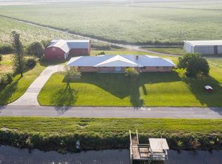 2857 River Rd, Moore Haven, FL 33471