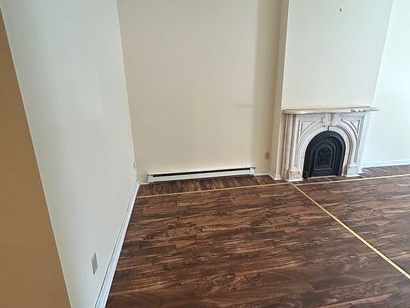 3rd image of 469 Clinton Ave