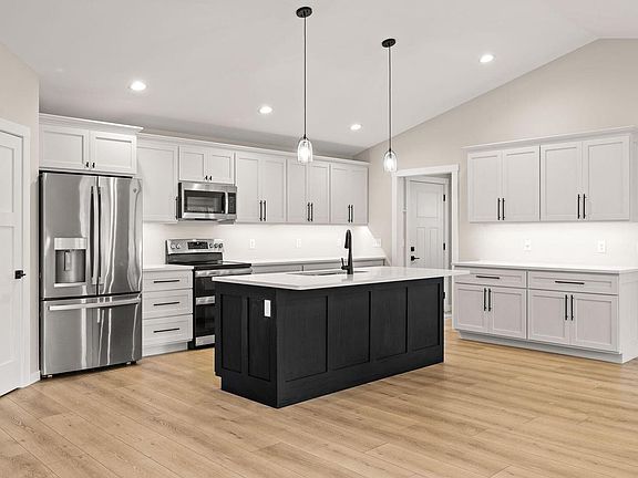 2nd image of 1912 Brooklyn PLACE