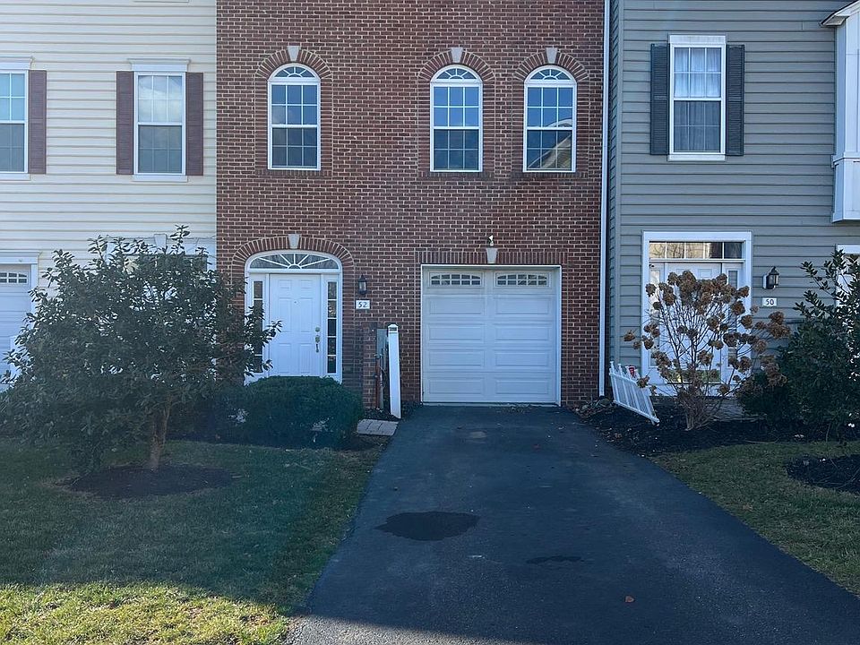 1st image of 52 Grissom Dr