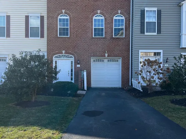 52 Grissom Dr, Bear, DE 19701