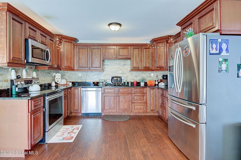 4th image of 53 McKinley Ave Avenue
