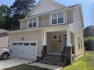 611 Woods Rd, Newport News, VA 23601