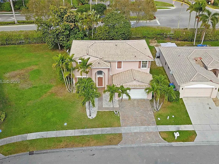2232 SW 120th Ave — Photo 31