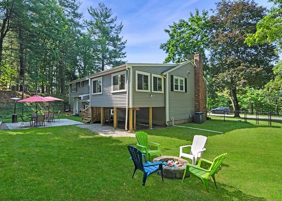 147 Elm St, North Reading, MA 01864 Zillow