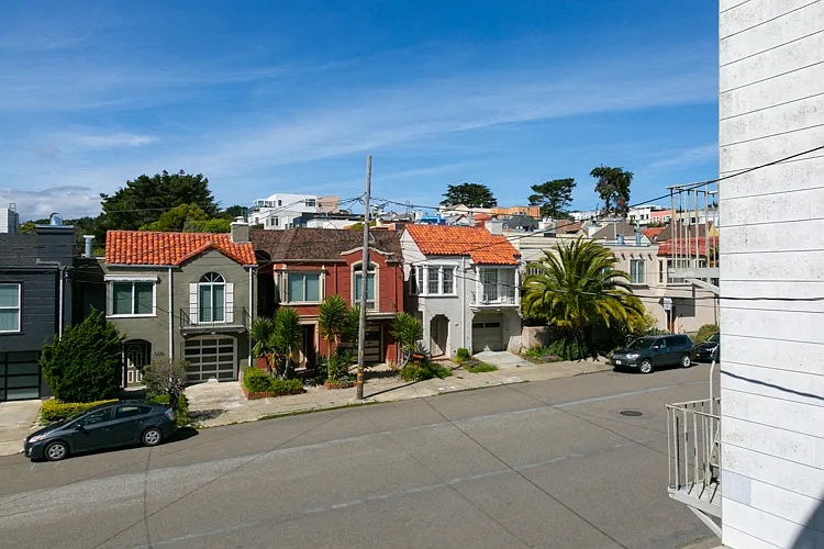 5635 Anza St — Photo 16