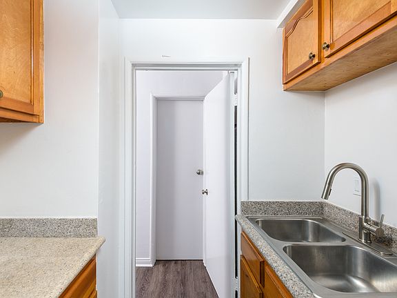 5th image of 11916 Eucalyptus Ave APT 2