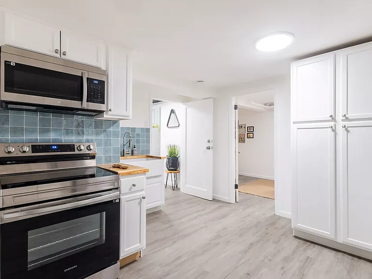 259 Pacific Ave — Photo 17