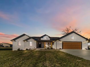 179 Clear Lake Dr, Somerset, KY 42503