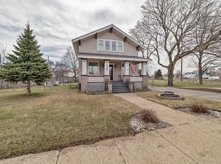 1305 16th Ave, Menominee, MI 49858