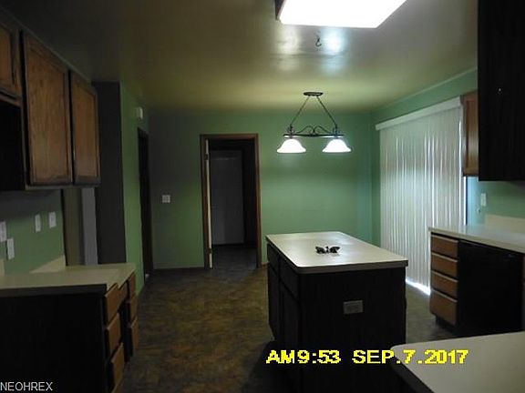 5th image of 28981 Naylor Dr