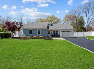24 Gabon Lane, Coram, NY 11727