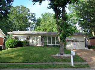 9200 Cherry Brook Ln, Saint Louis, MO