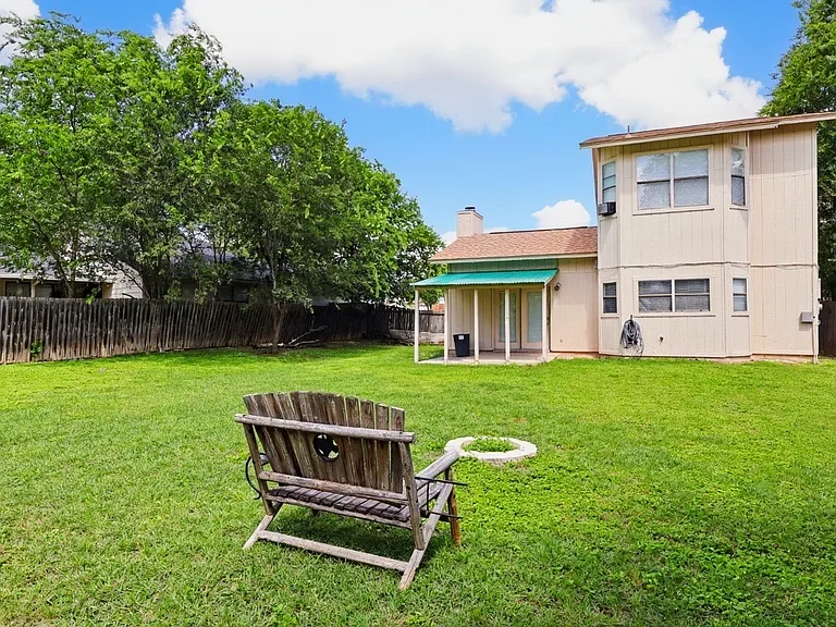 227 Burlington Dr — Photo 23