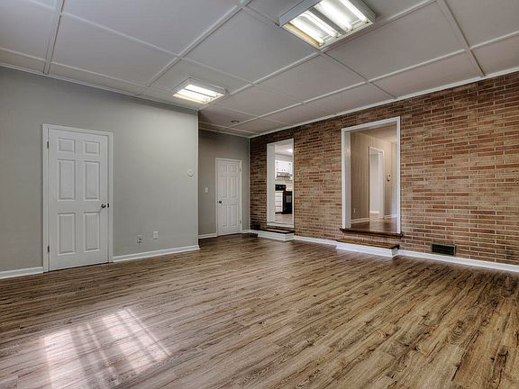 5th image of 4505 Landon Dr