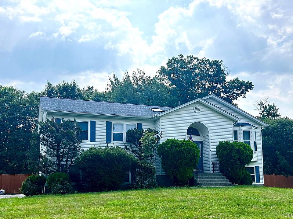1st image of 3 Aron Court