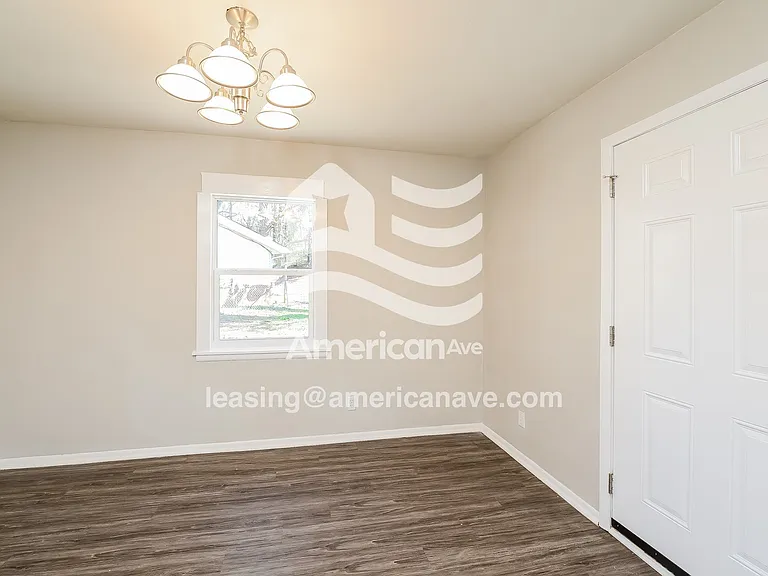 711994_005_wm_-_dining_room_13618815.jpg