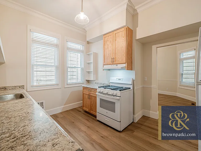 1312 Hayes St — Photo 5