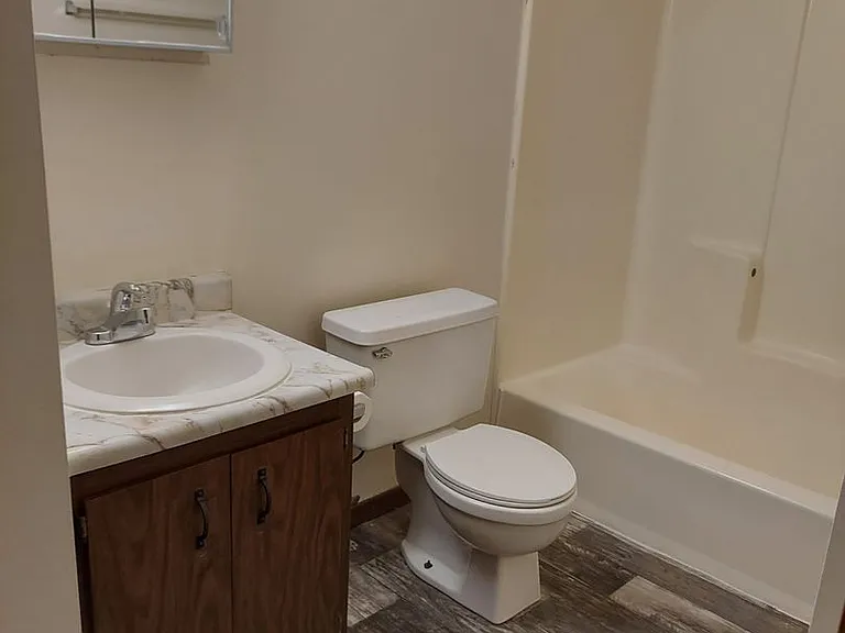 1226 N Hemlock Rd — Photo 26