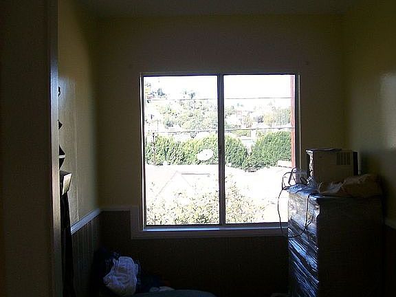 Breakfast Nook --Furn.