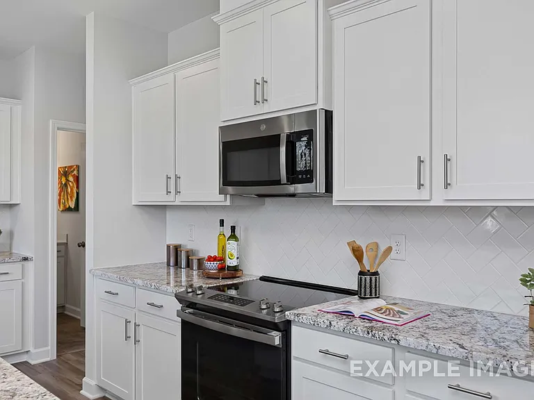 24 Baldwin St — Photo 6
